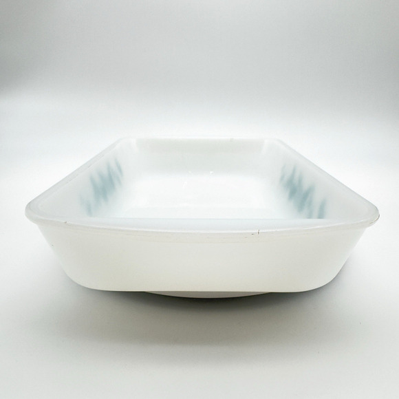 Glasbake Baking Casserole Dish Retro Blue Fruit Milk Glass 2.5 Qt 8"x12.5" - Picture 4 of 12
